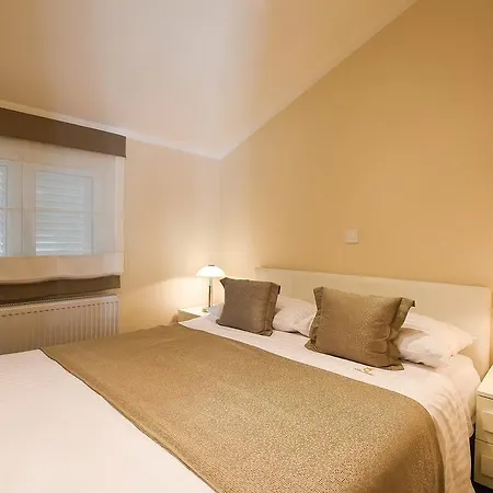 Zlatko Apartment *